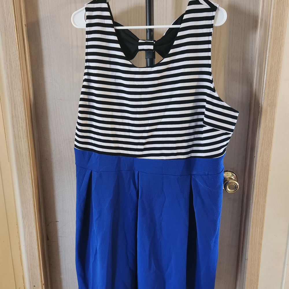 Jonathan Martin Black and Blue Striped Midi Dress - Picture 2 of 5